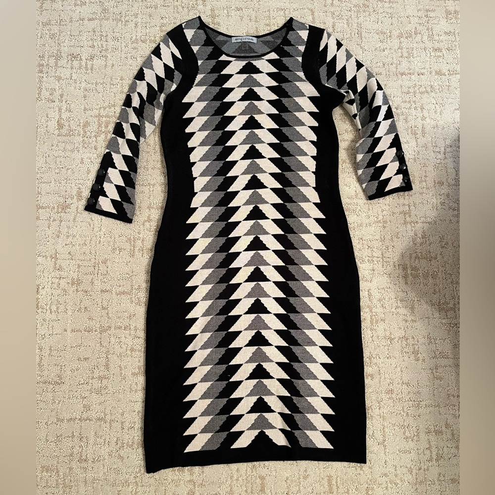 Danny and Nicole Dress M